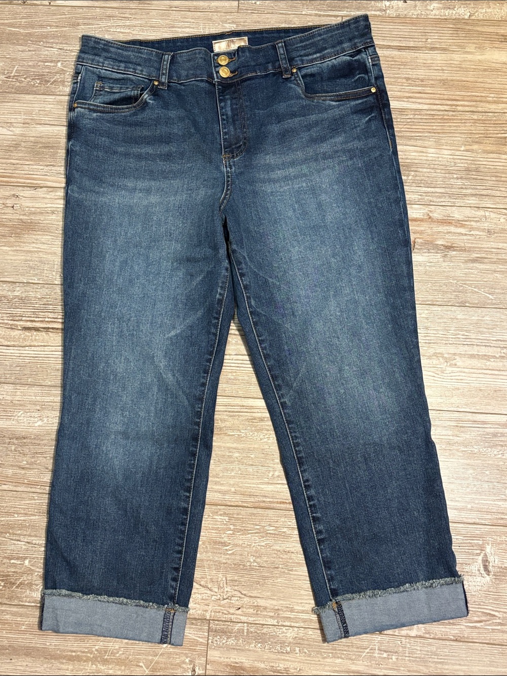 Kut from the Kloth “Amy” Cropped Straight Jeans- size 14